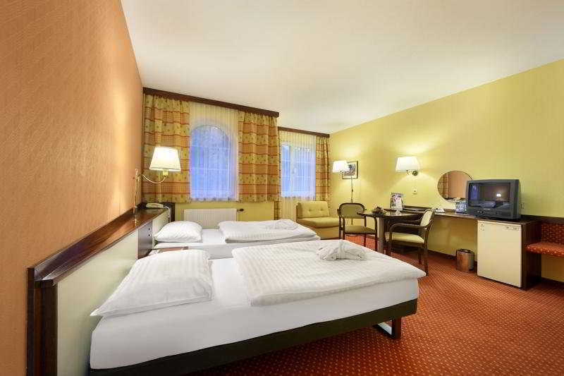 Hotel Caruso Baden Room photo